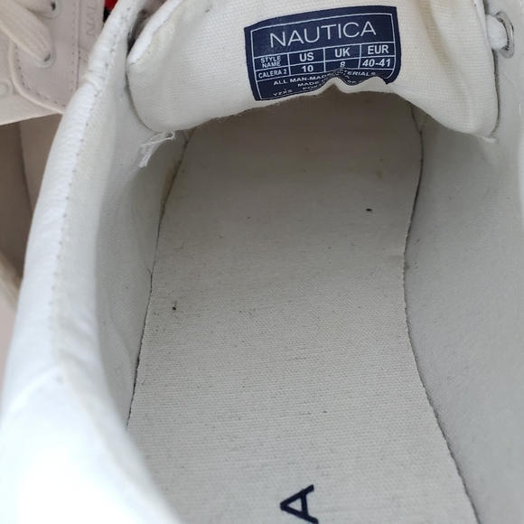 Nautica Clean Line Round Toe Minimalist Low-Top Sneaker - Picture 5 of 6